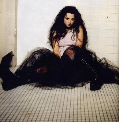 AMY LEE